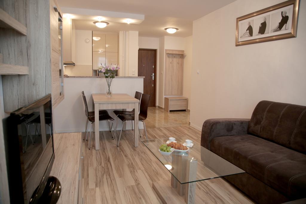 Central Suites&Studios Varsó Szoba fotó